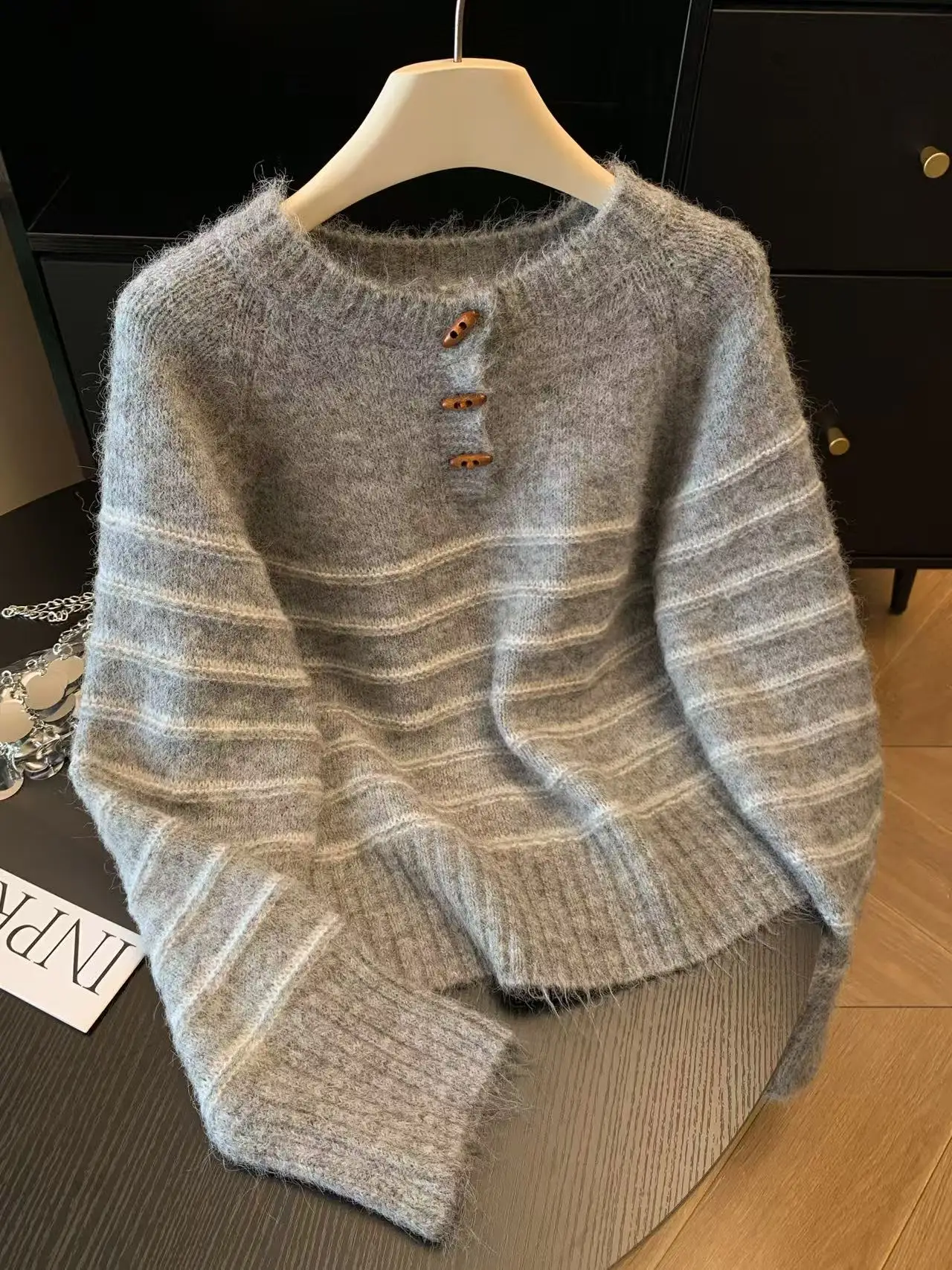 Suéter de Lana y Cachemira a R - Embroidery reseña y precio